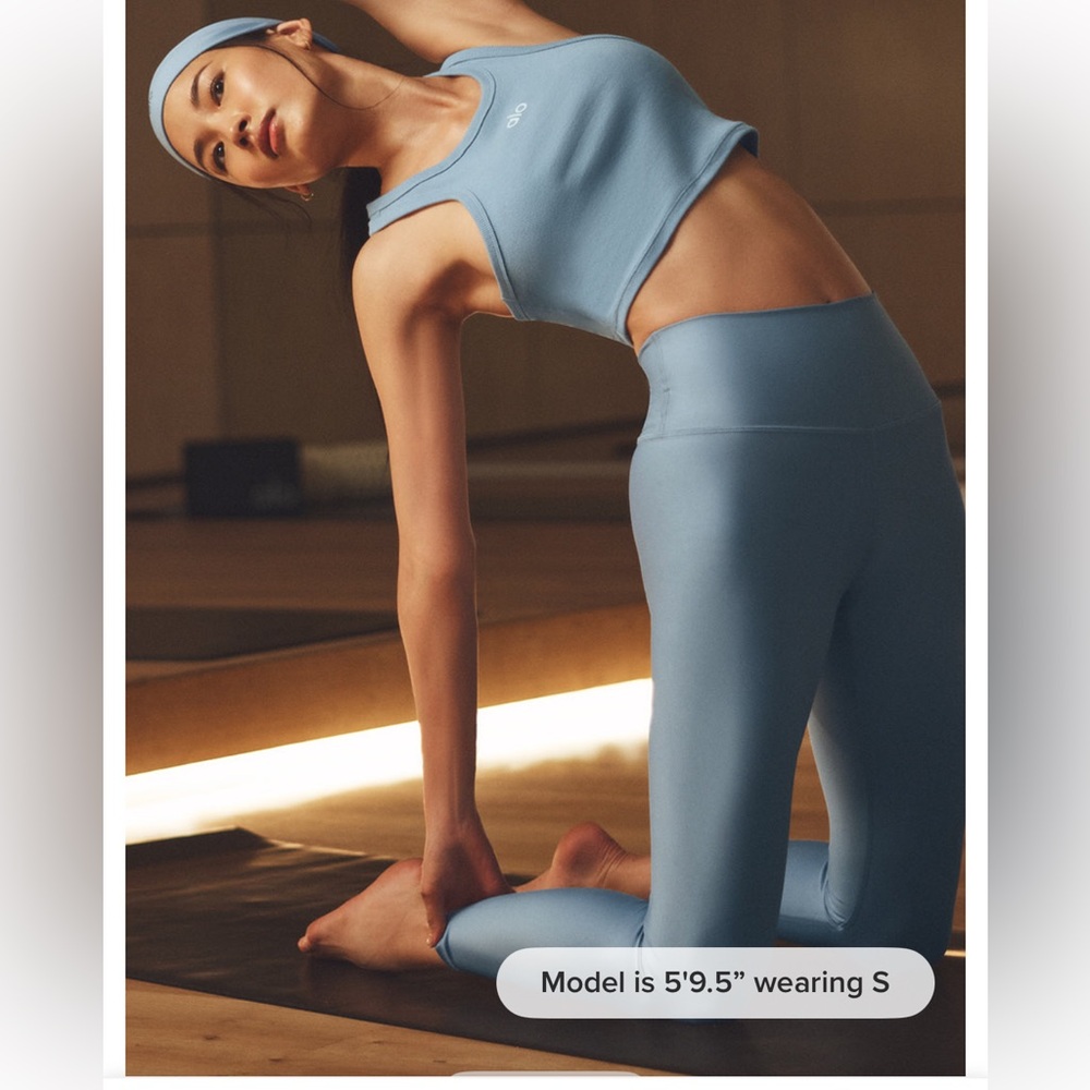 NWT. ALO Yoga. 7/8 High Waist Airlift Legging. Celestial Blue. Small